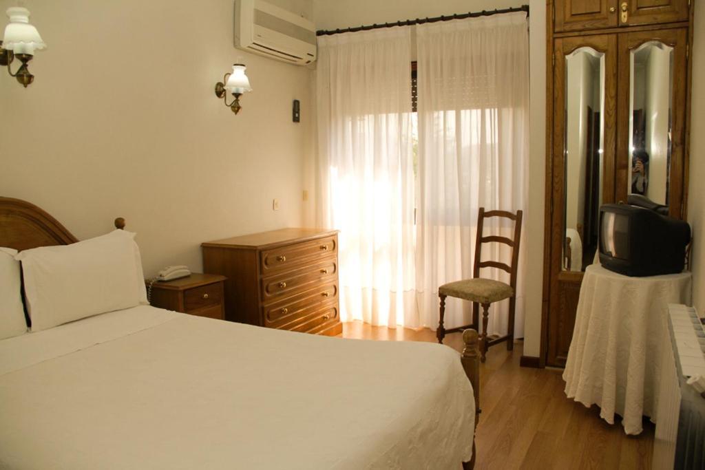 Sao Neutel Hotel Кавес Екстериор снимка
